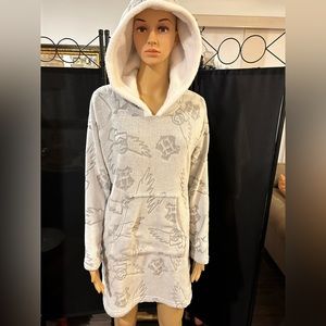 Disney Harry Potter pullover robe. Super soft. Sz Sm